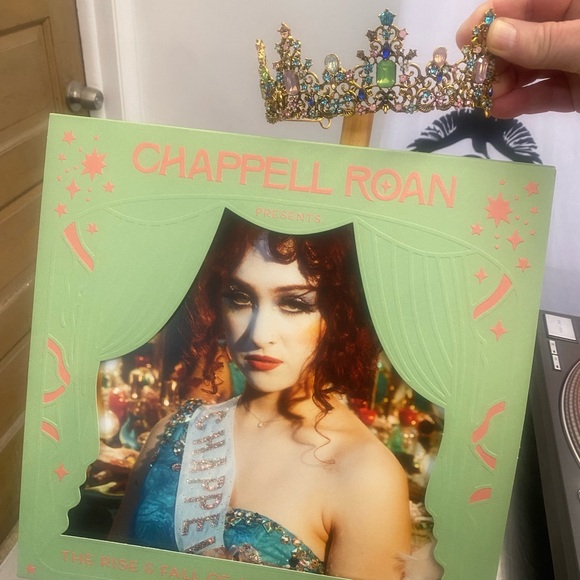 CHAPPELL ROAN MIDWEST PRINCESS TIARA DRAWING GIVEAWAY LISTENING PARTY RARE !!!! - Picture 7 of 9